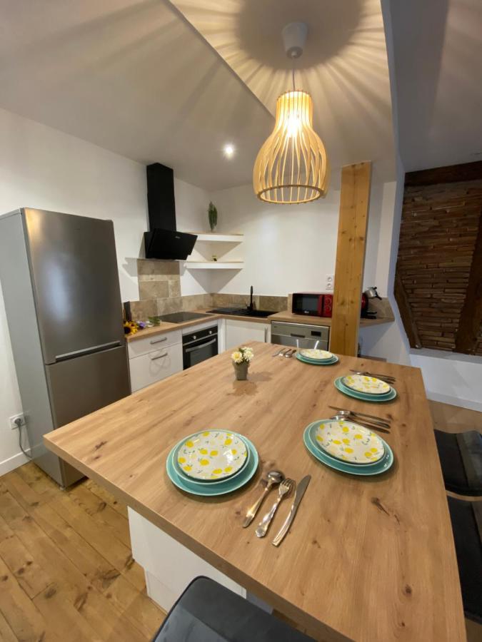 Logement Tout Equipe Layrac Bagian luar foto